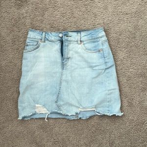 Size 0 Light wash denim skirt